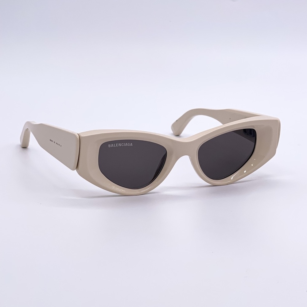 NEW BALENCIAGA BB0243S 003 CAT EYE WOMEN SUNGLASSES - Picture 9 of 12